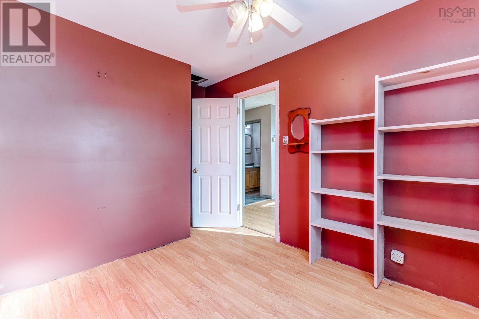 76 Poplar Street - 8