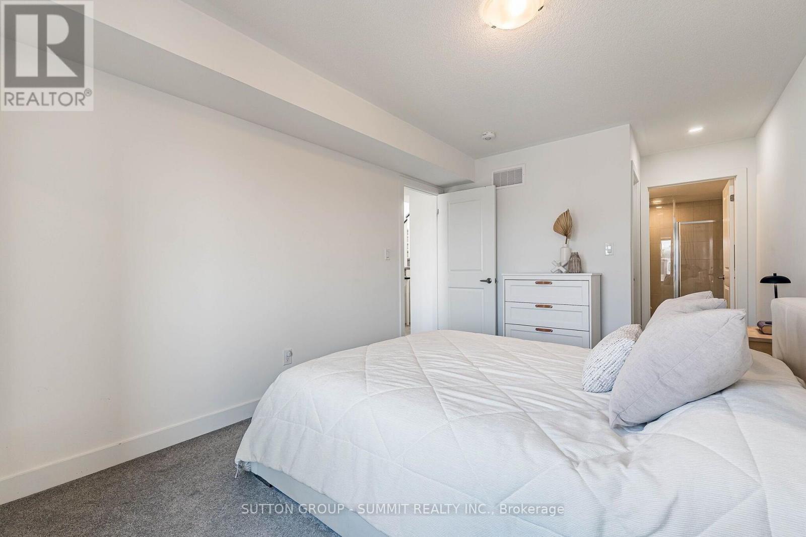 15 Canton Lane — photo 31