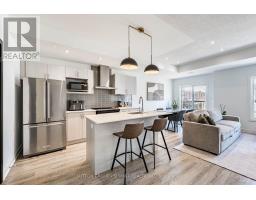 15 Canton Lane, Whitchurch Stouffville, ON L4A4W8 Photo 11