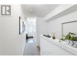 15 Canton Lane, Whitchurch Stouffville, ON L4A4W8 Photo 8