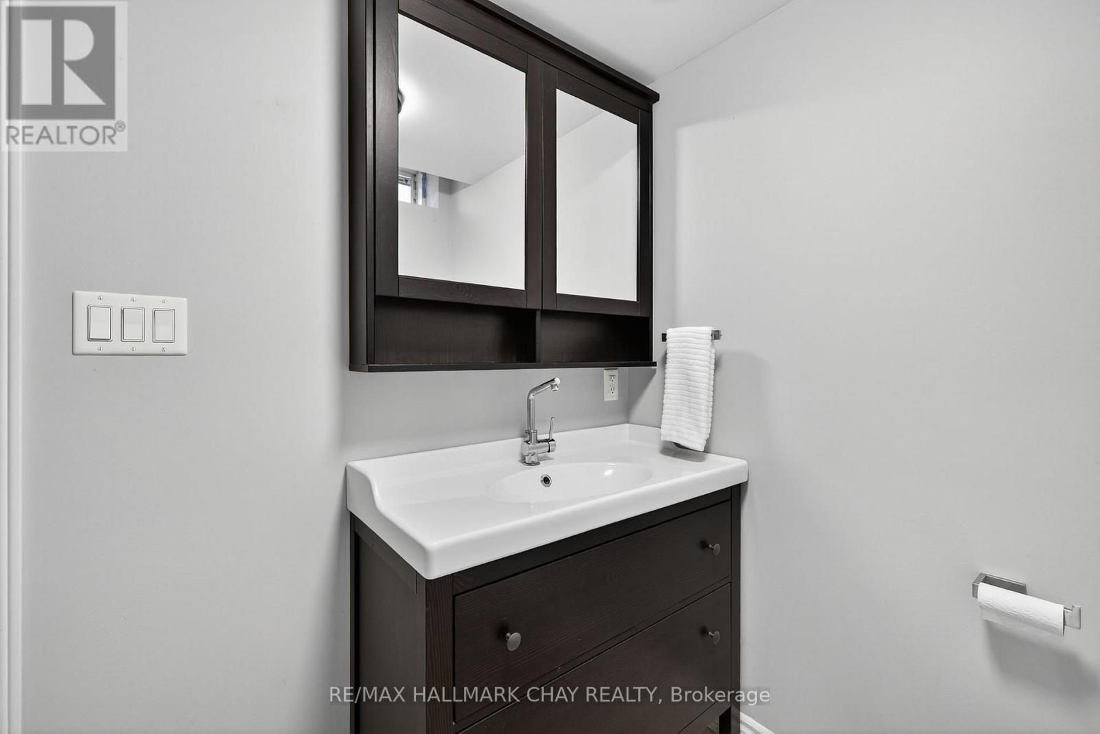 160 Golden Gate Circle, Vaughan, ON photo 39