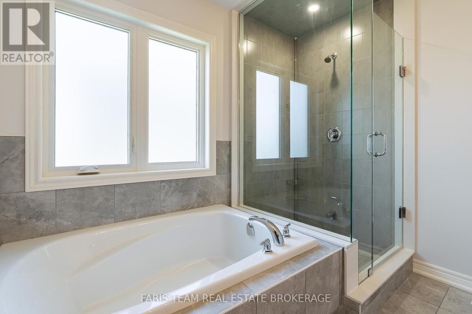11 CHURCHLEA MEWS - 16