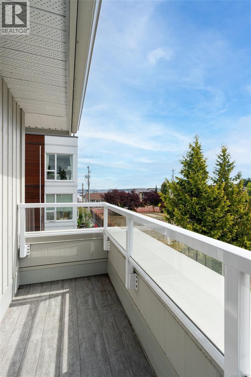 #304 9993 Fourth St - 20