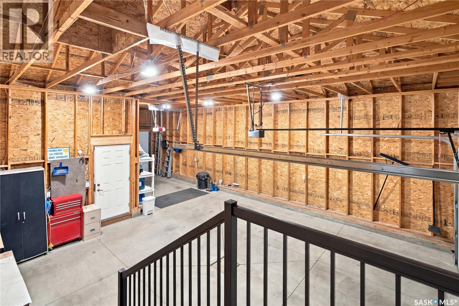 3465 Angus STREET - 38