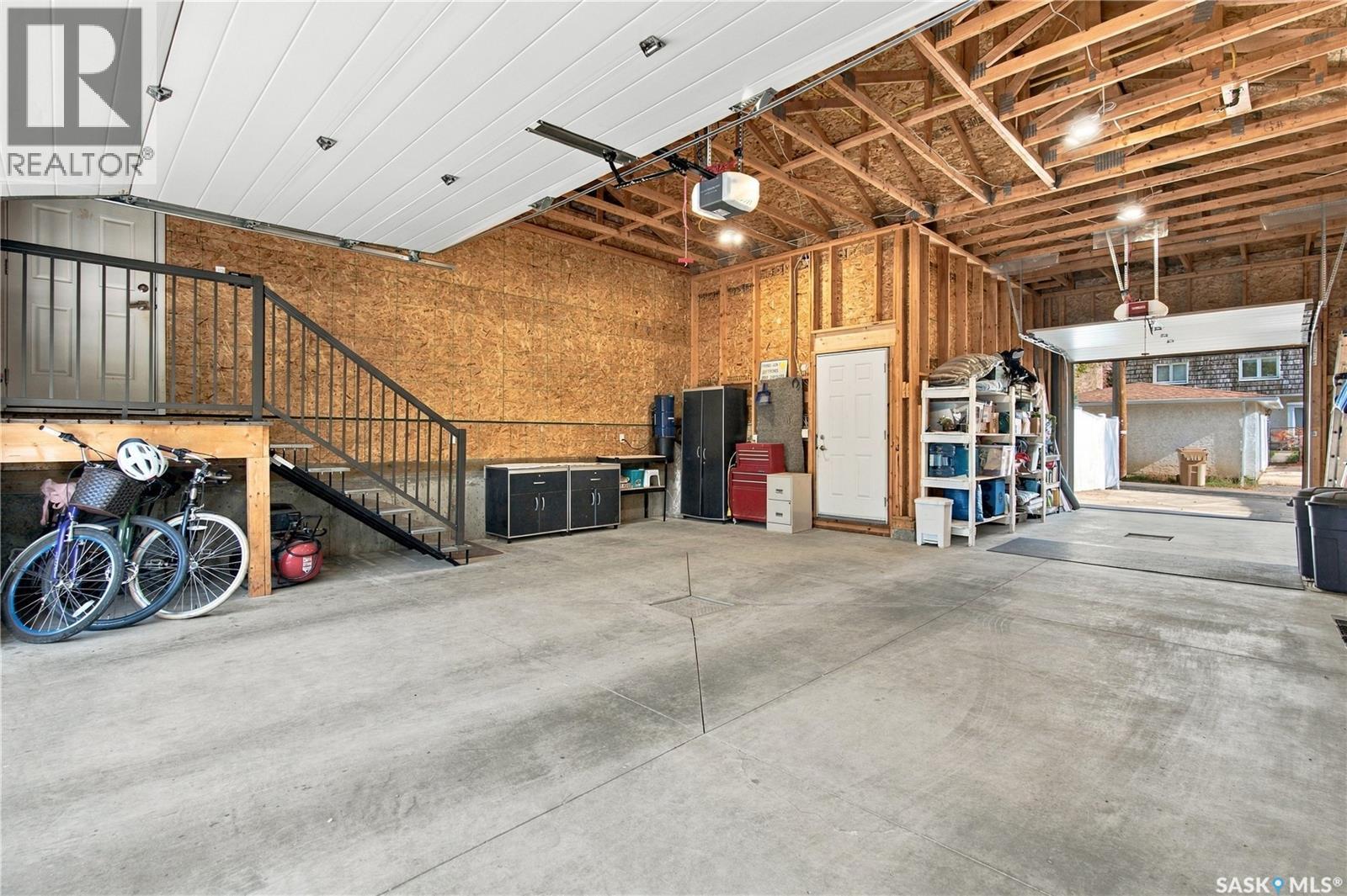 3465 Angus STREET - 39