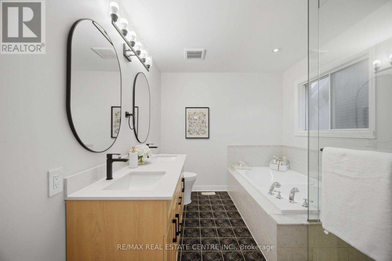 4804 Glasshill Grove, Mississauga, ON photo 26