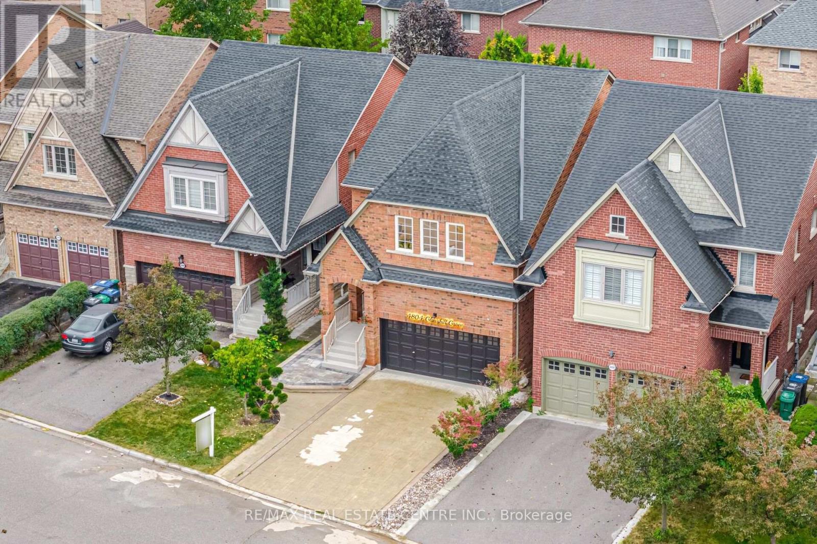 4804 Glasshill Grove, Mississauga, ON photo 3