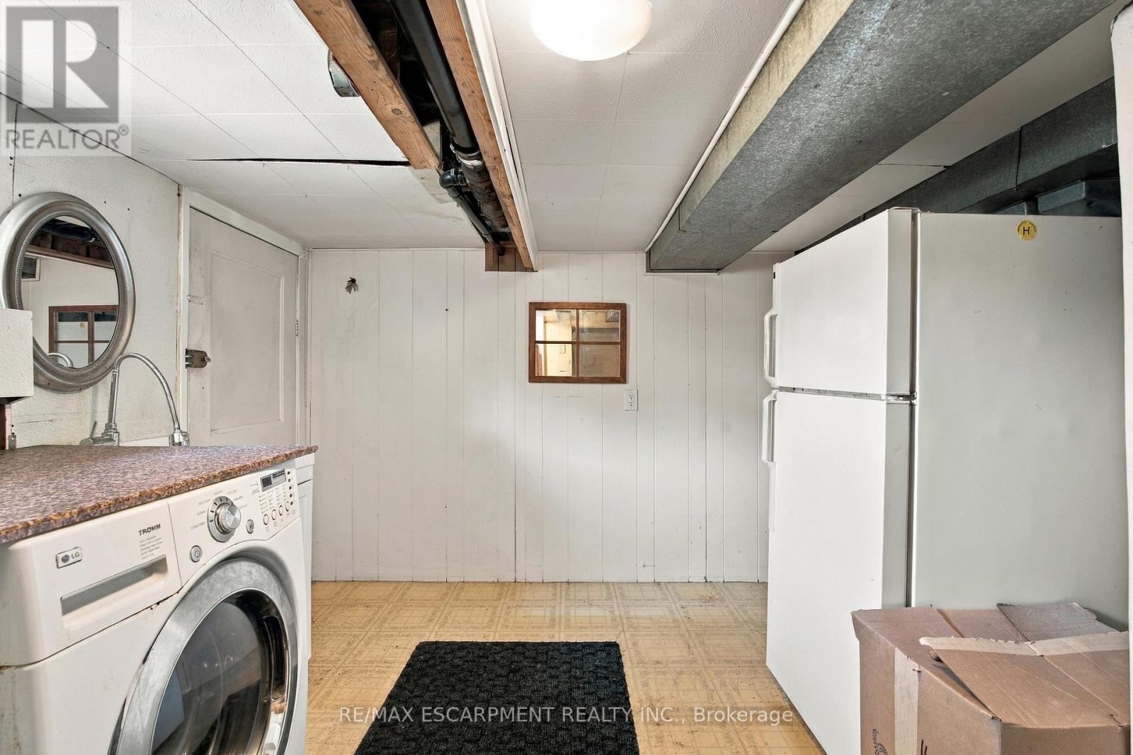 1054 GLENDOR AVENUE - 16