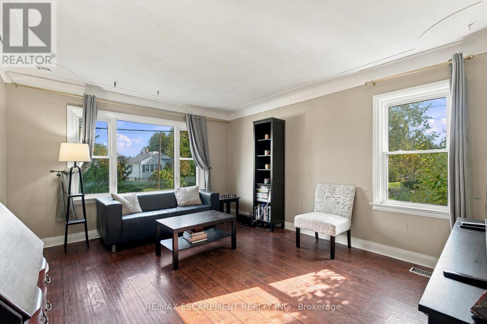 1054 Glendor Avenue, Burlington, ON photo 9