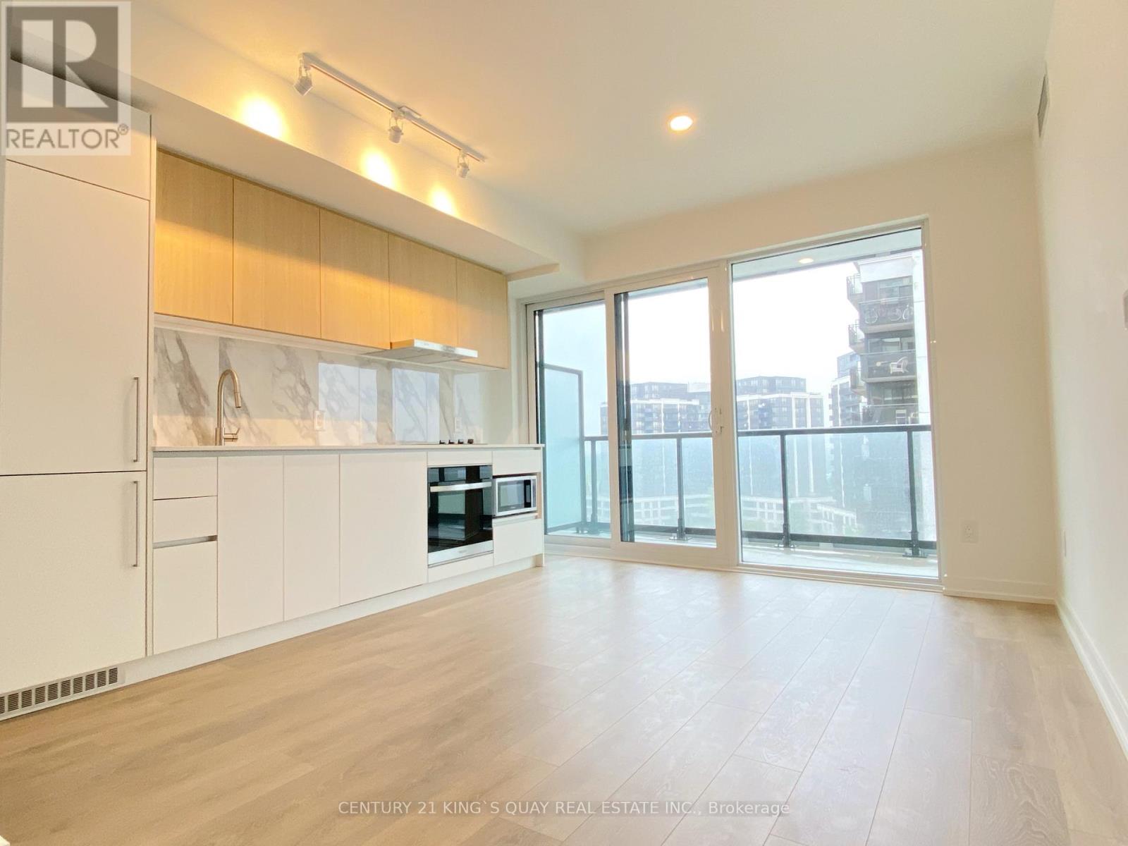 1100 Sheppard Avenue West — photo 11