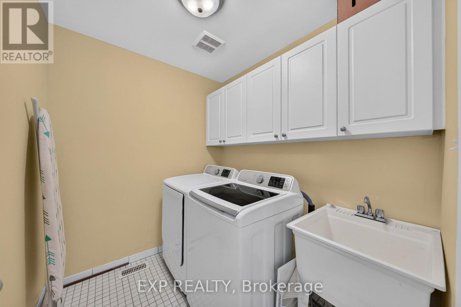 5281 Picketts Way, Burlington, ON photo 35
