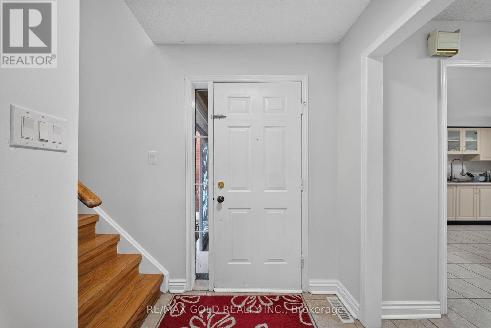 152 Bighorn Crescent, Brampton, ON photo 5