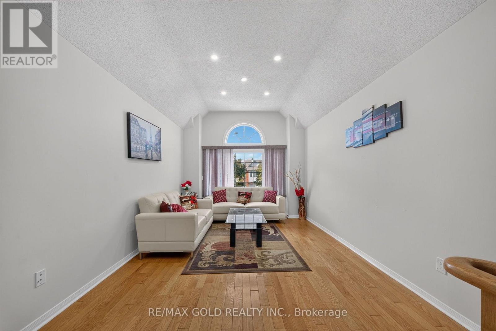 152 Bighorn Crescent, Brampton, ON photo 9