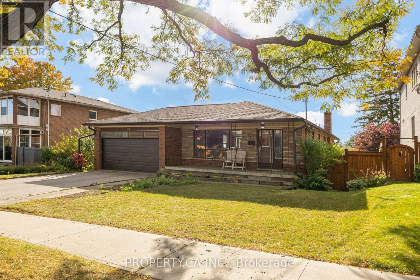28 Blue Springs Road, Toronto, ON photo 2