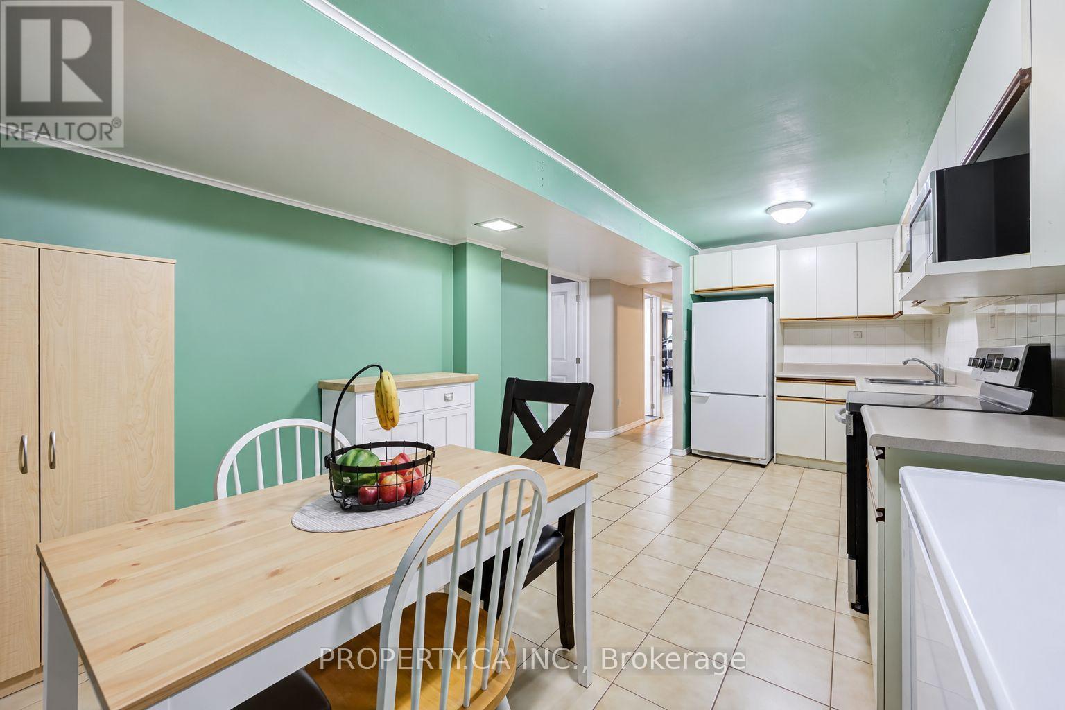 28 Blue Springs Road, Toronto, ON photo 26