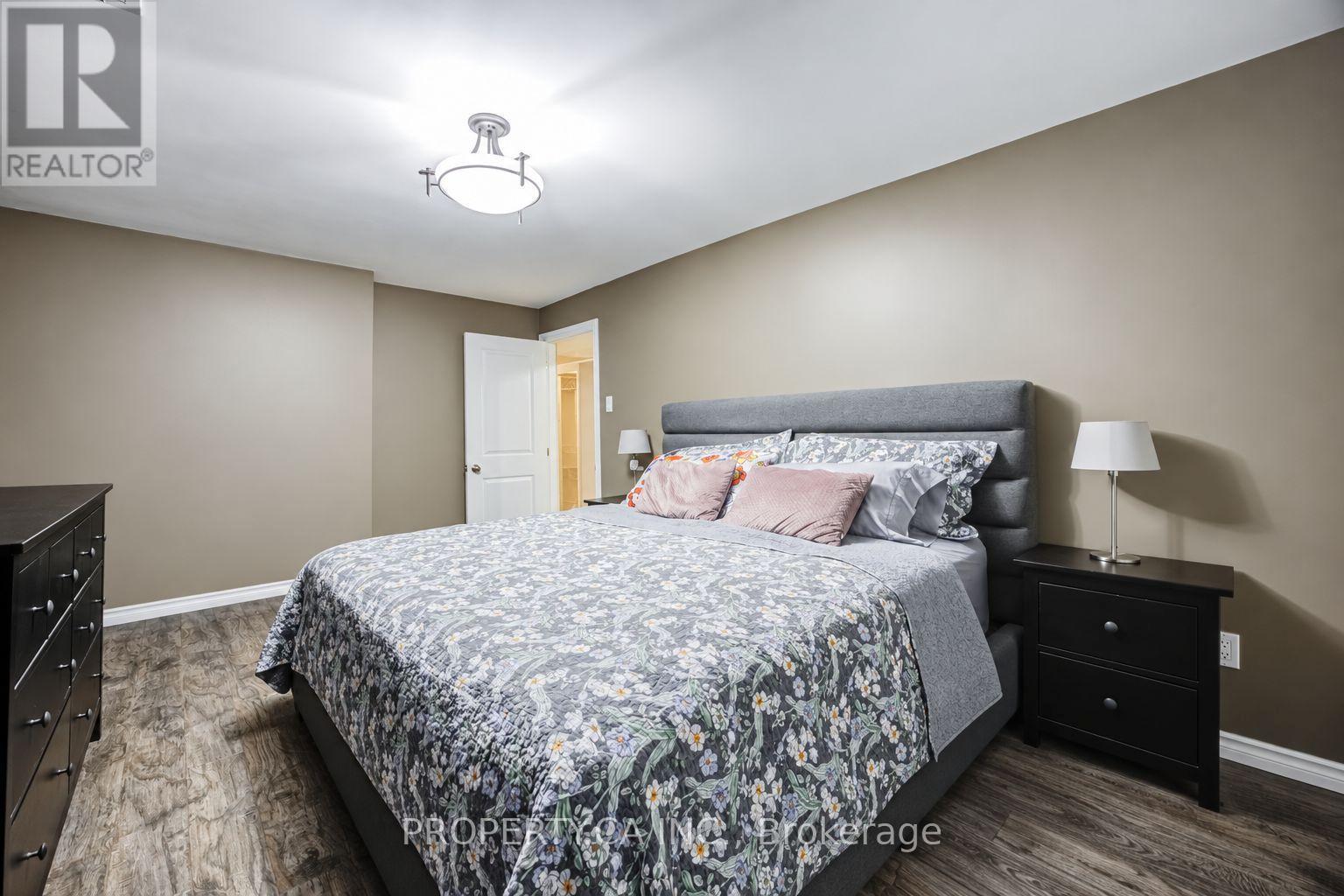28 Blue Springs Road, Toronto, ON photo 37