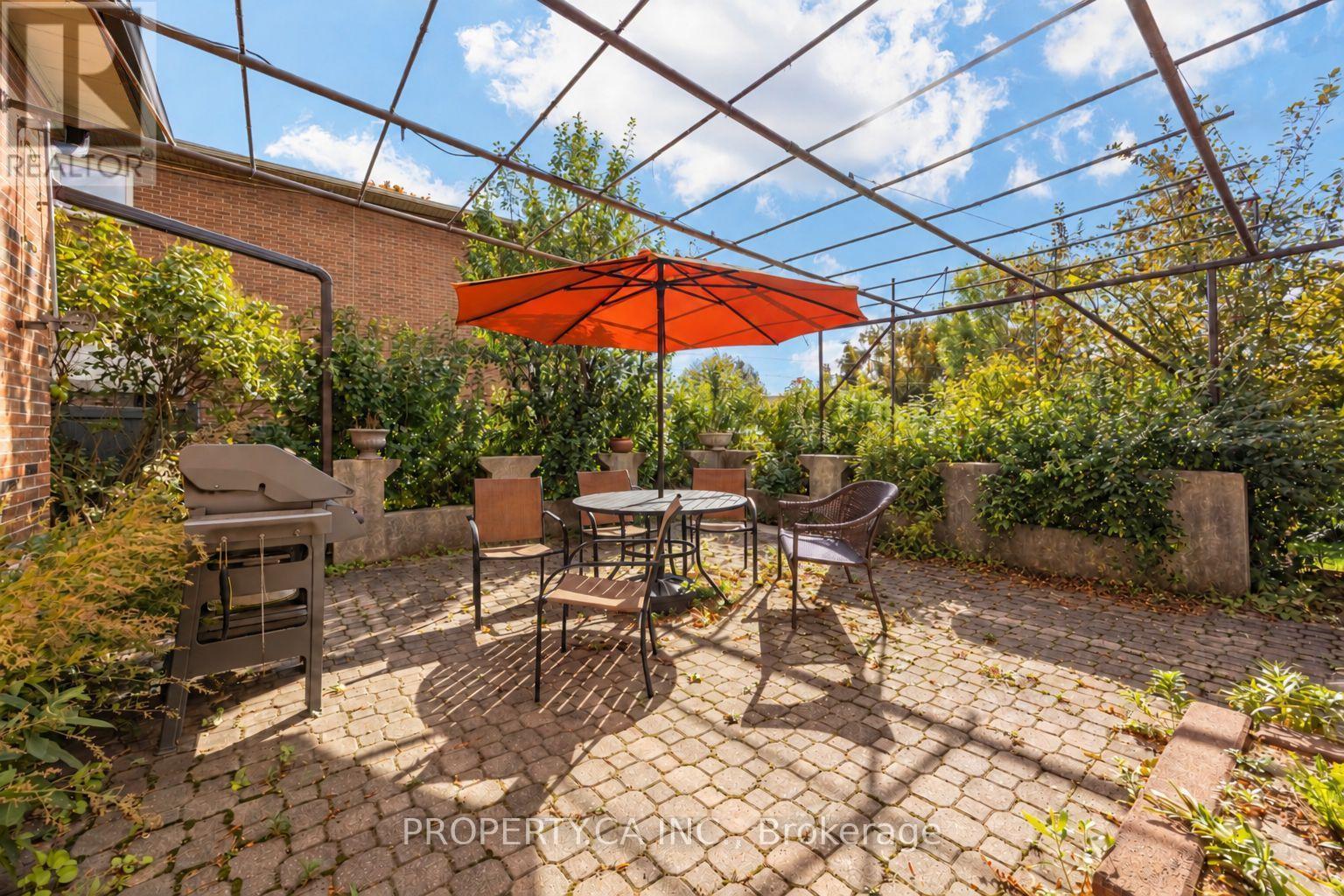 28 Blue Springs Road, Toronto, ON photo 40