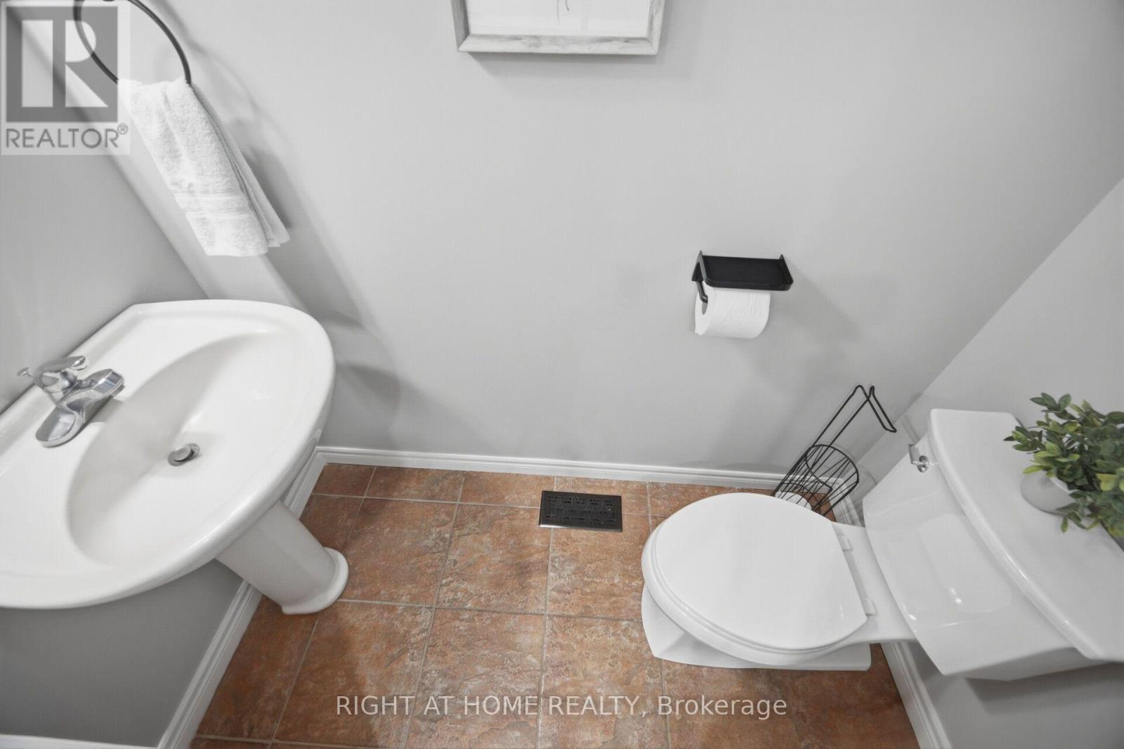 4089 MEDLAND DRIVE - 23