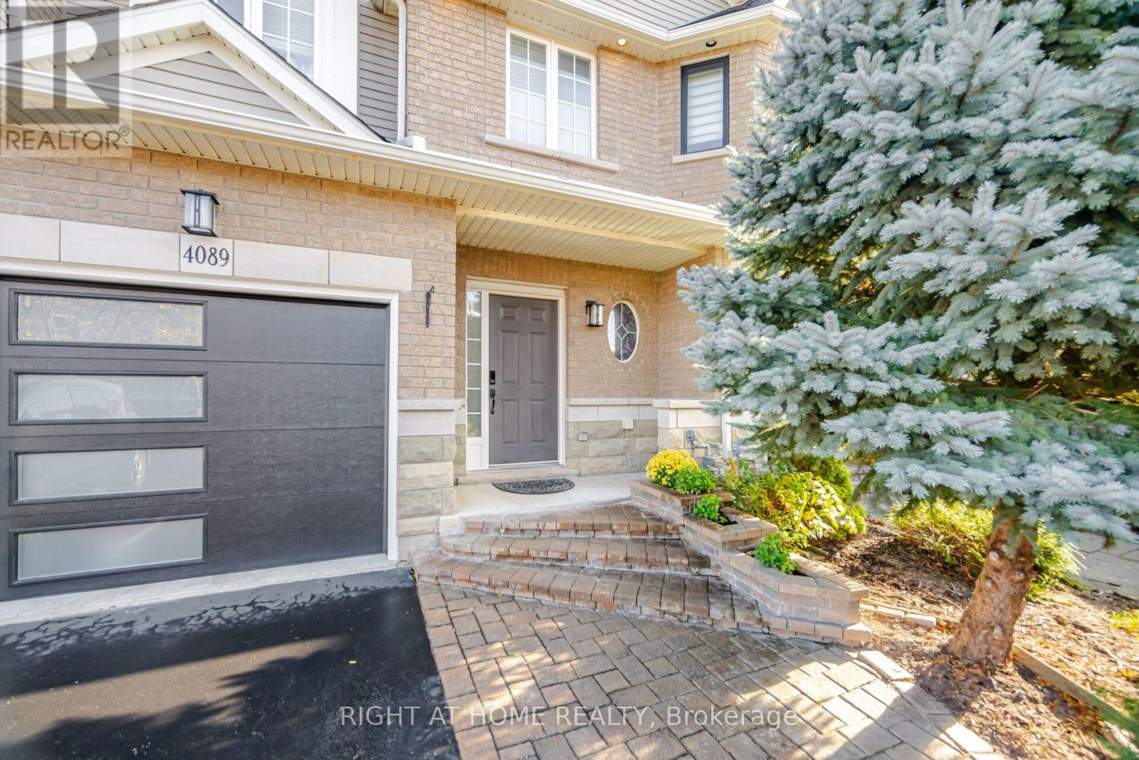 4089 Medland Drive, Burlington, ON photo 4
