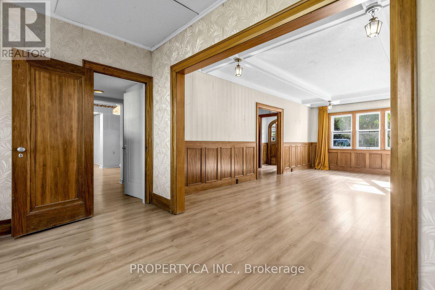 54 Baby Point Road — photo 22