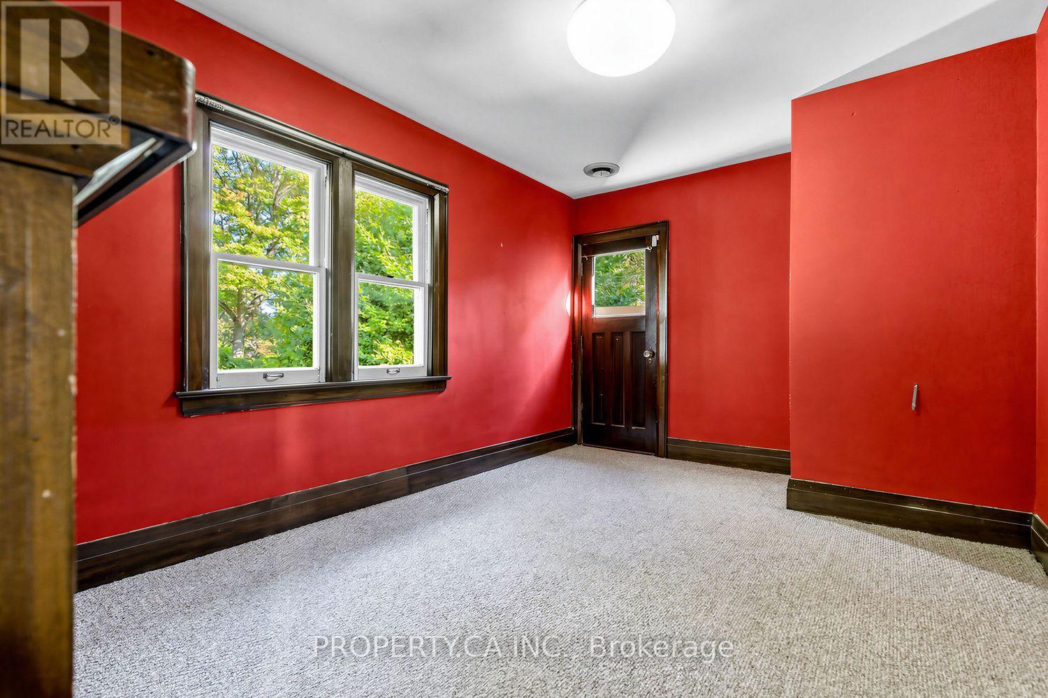 54 Baby Point Road — photo 23