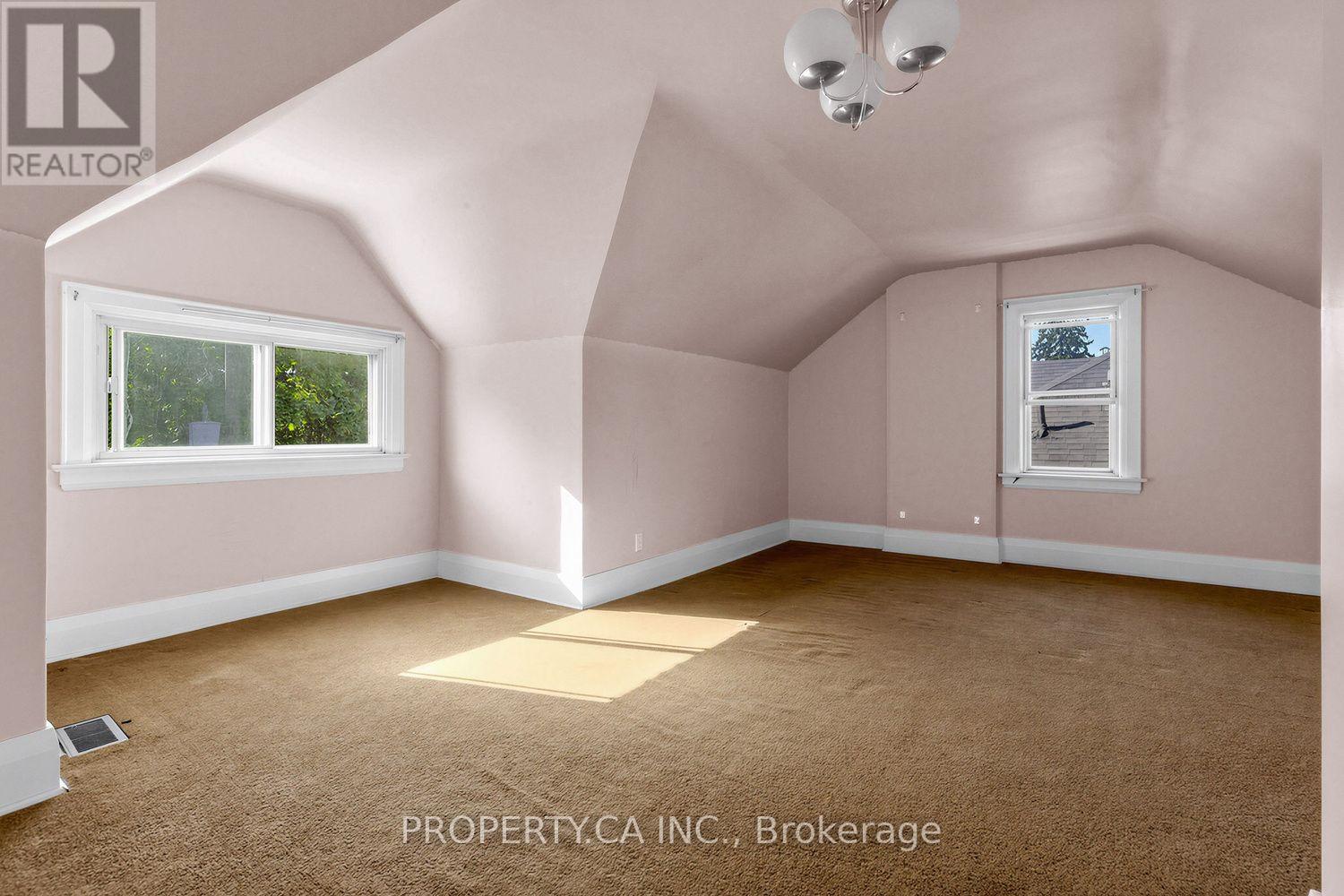 54 Baby Point Road — photo 35