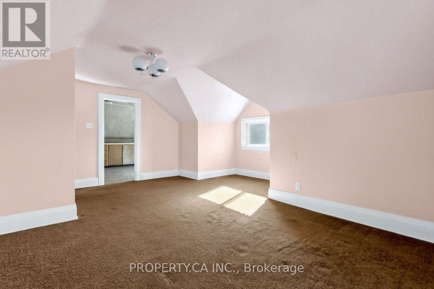 54 Baby Point Road — photo 36