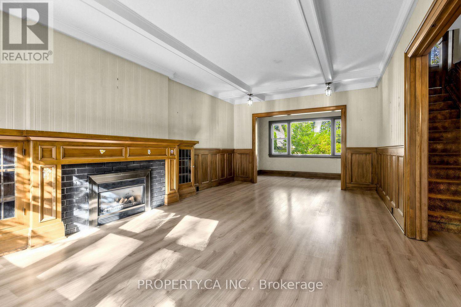 54 Baby Point Road — photo 8