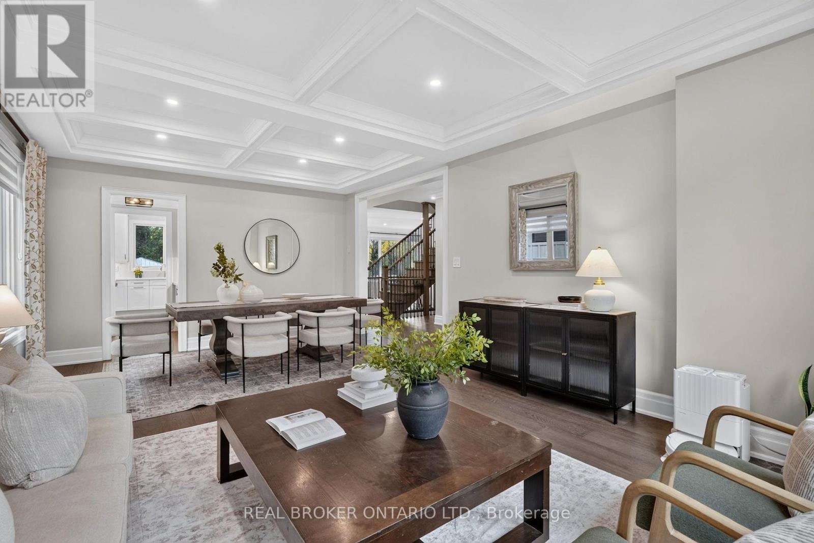 301 Martin Street — photo 10