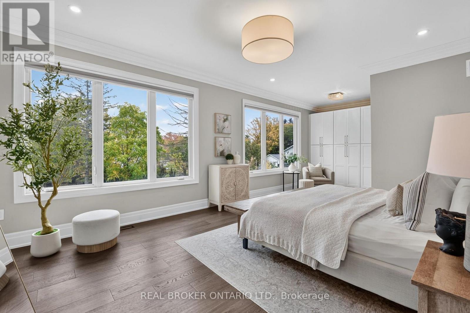 301 Martin Street — photo 27