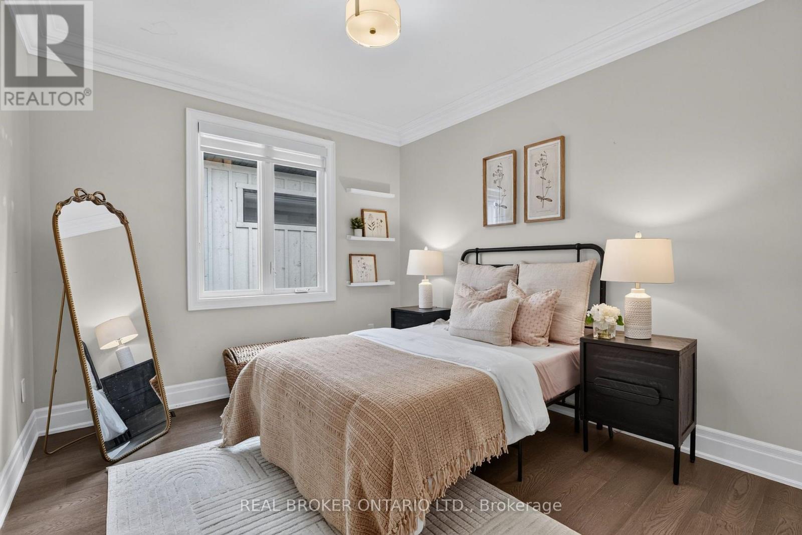 301 Martin Street — photo 37