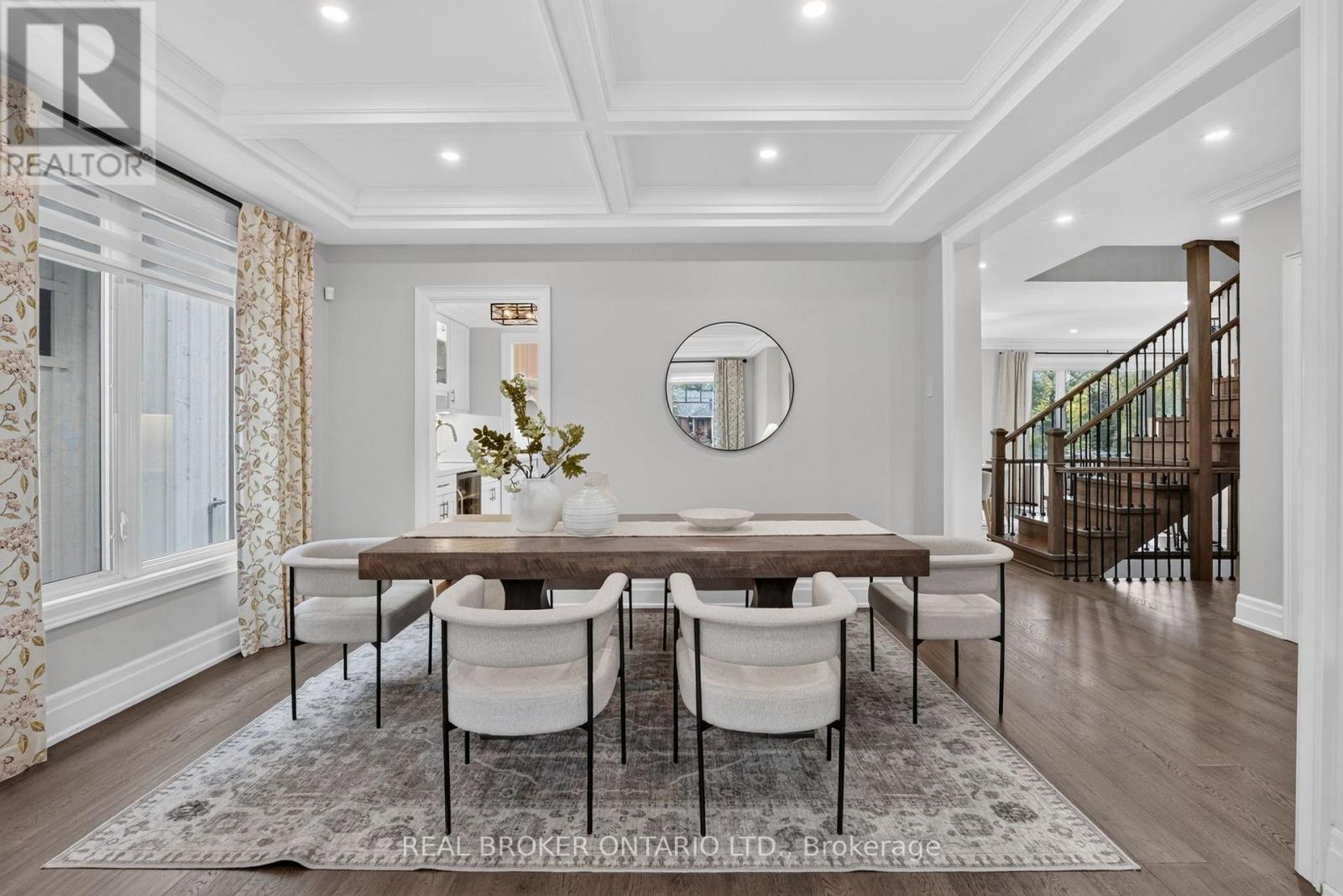 301 Martin Street — photo 8