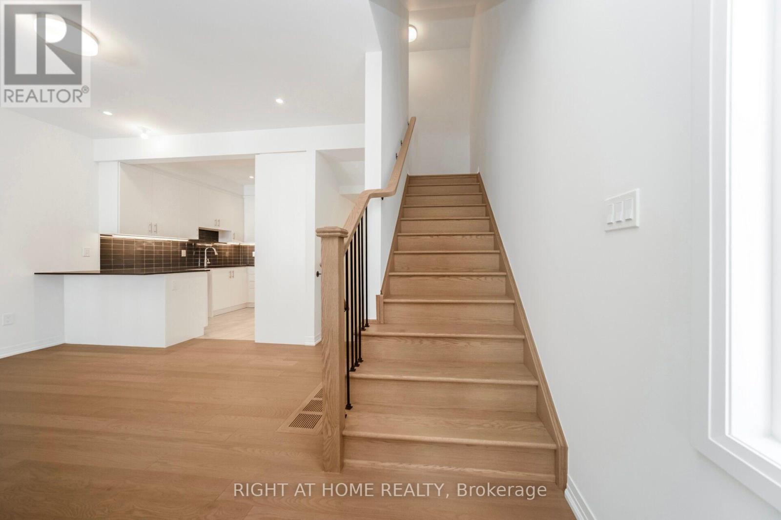 15 Kings Hill Drive — photo 13