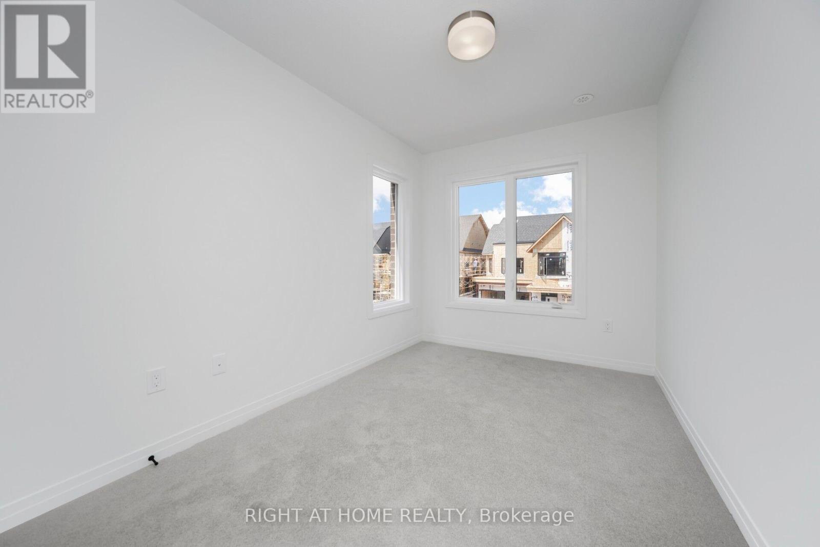 15 Kings Hill Drive — photo 14