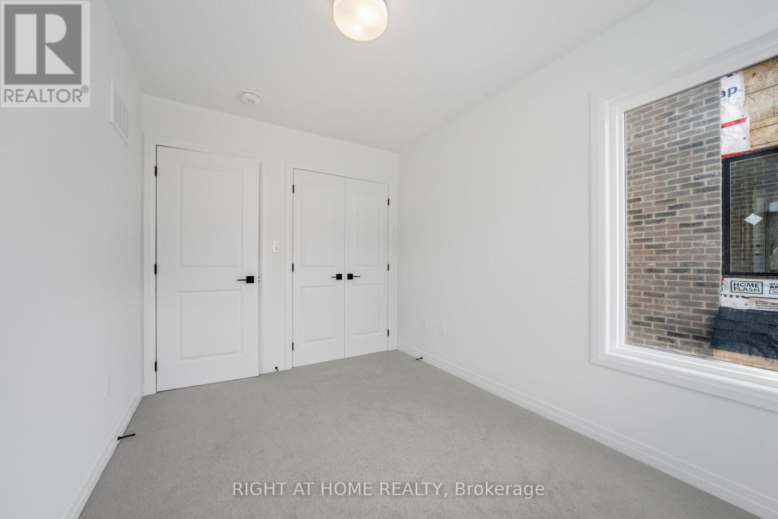15 Kings Hill Drive — photo 15