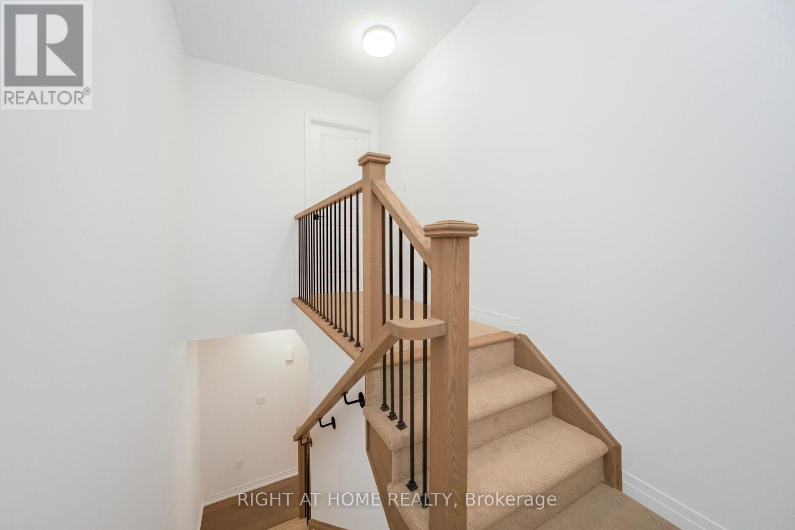 15 Kings Hill Drive — photo 28