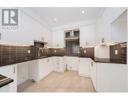 15 Kings Hill Drive, Brampton, ON L7A0B8 Photo 11