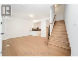 15 Kings Hill Drive, Brampton, ON L7A0B8 Photo 7