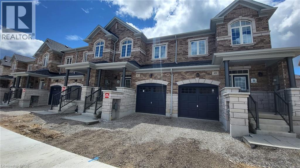 47 GLEDHILL Crescent — photo 2