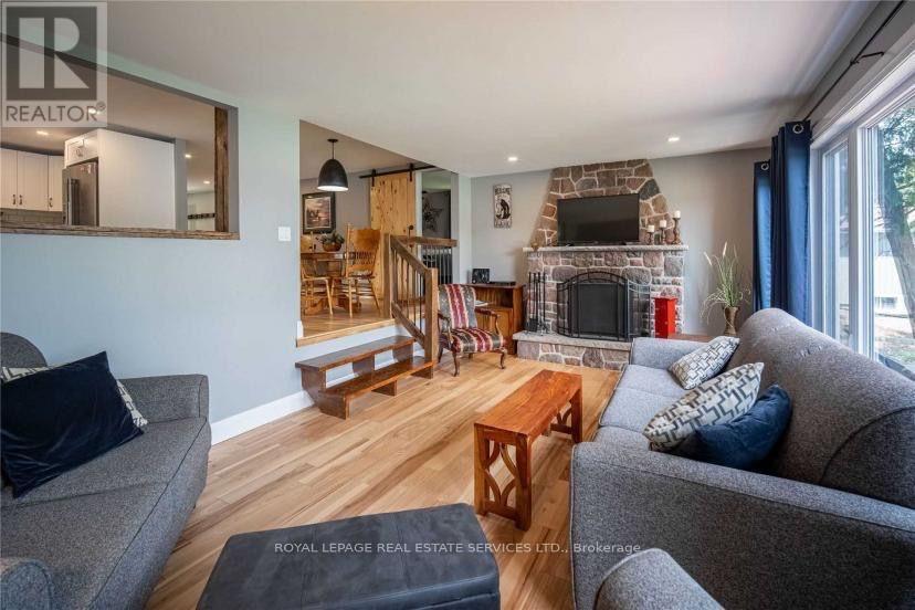 2365 Selwyn Bay Lane — photo 24