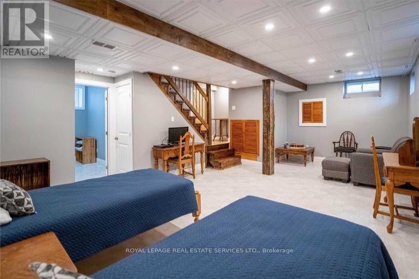 2365 Selwyn Bay Lane — photo 32