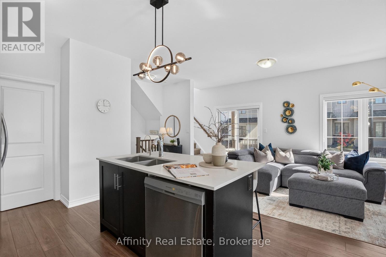 #49- 124 Compass Trail, Cambridge, ON photo 20