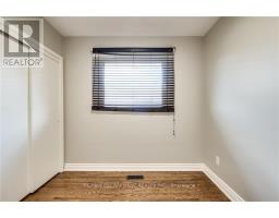 116 Mohawk Road W, Hamilton, ON L9C1W1 Photo 12