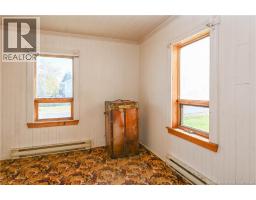 710 Saint-pierre Ouest Boulevard, Caraquet, NB E1W1A1 Photo 17