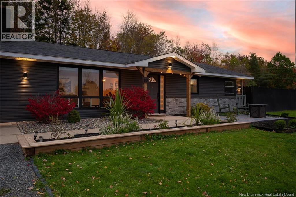 10 Sommerset Lane - 2
