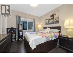Entrance - 1005 Boeing Close, Langford, BC V9B0R2 Photo 12