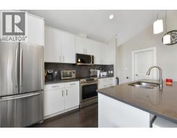 Bathroom - 1005 Boeing Close, Langford, BC V9B0R2 Photo 6