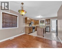 Kitchen - 1926 Rockport, Windsor, ON N9G3C9 Photo 8
