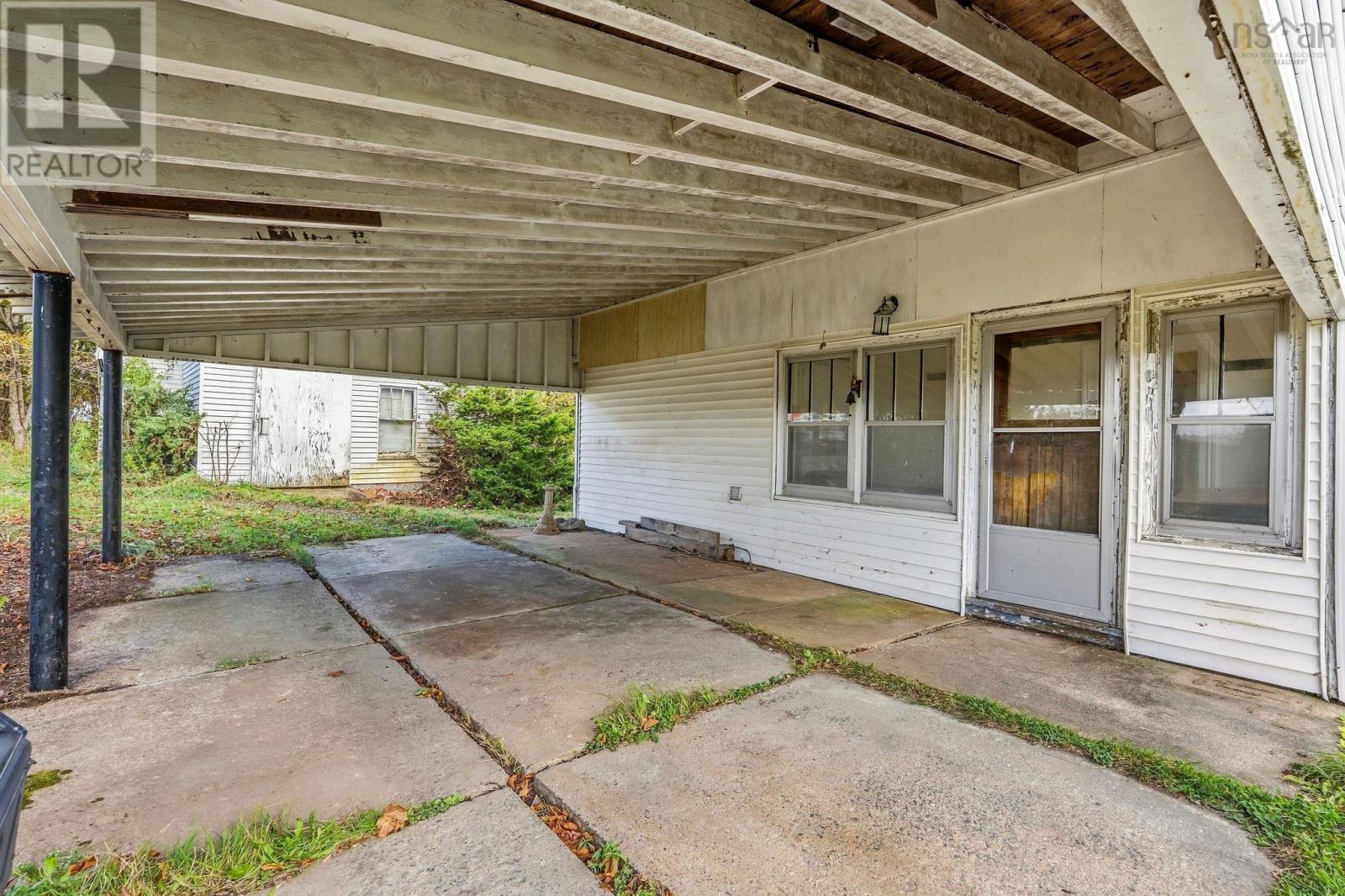 3865 Highway 357 - 43