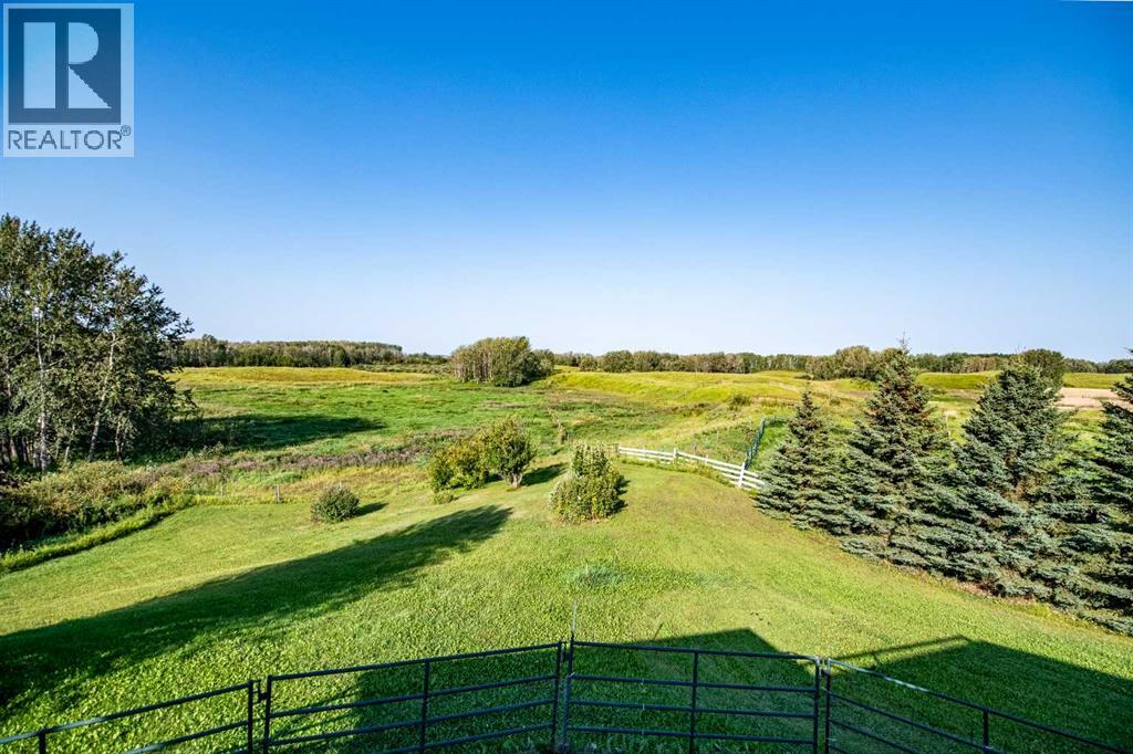 Listing photo – 40022 Range Road 31, Rural Lacombe County